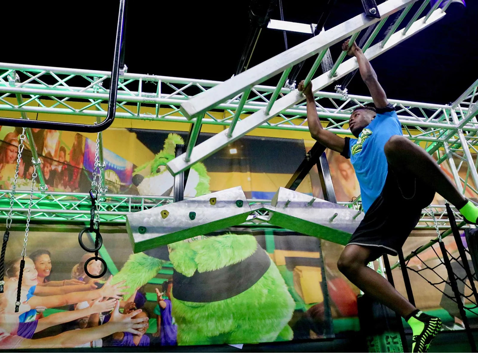 Launch Trampoline Park brand photo